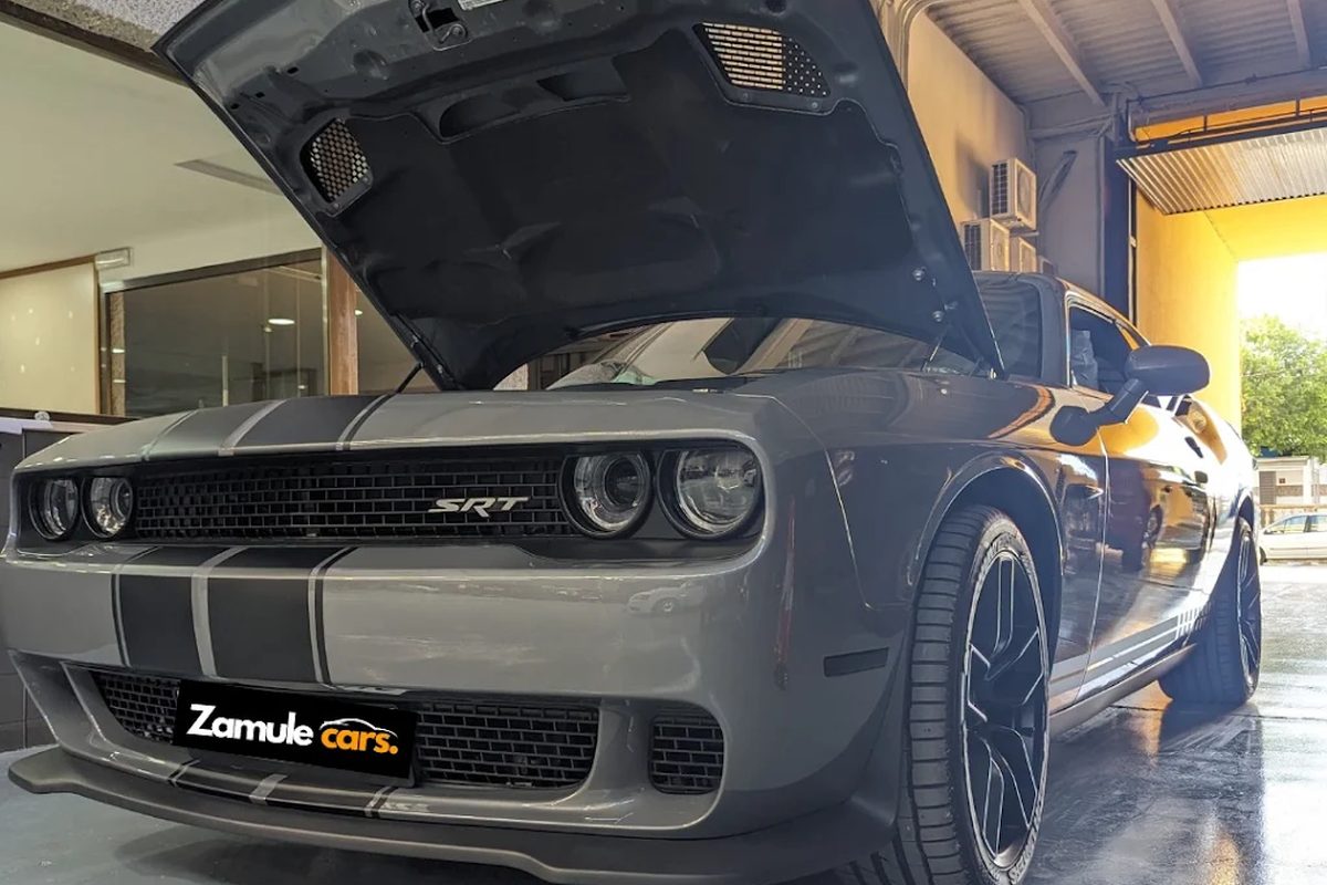 Dodge Challenger SRT en el taller Zamule Cars de Palma